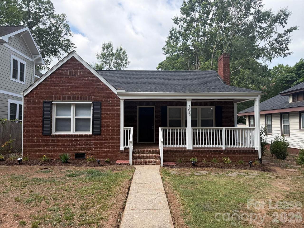305 Sylvania Avenue - Photo 1