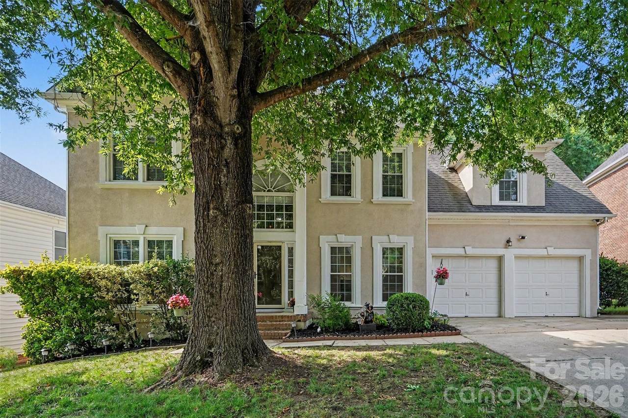 5917 Nuthatch Court - Photo 1