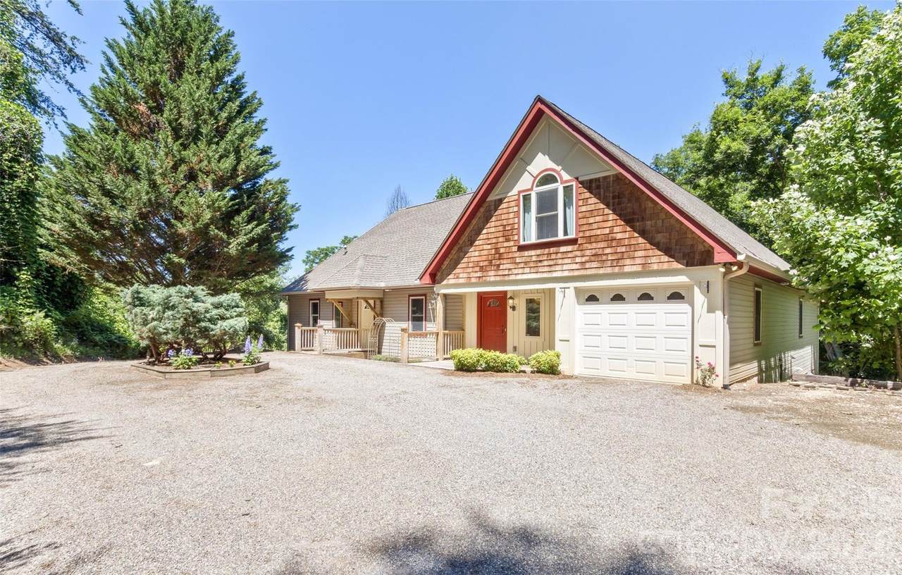 15 Village Green Drive - Photo 1