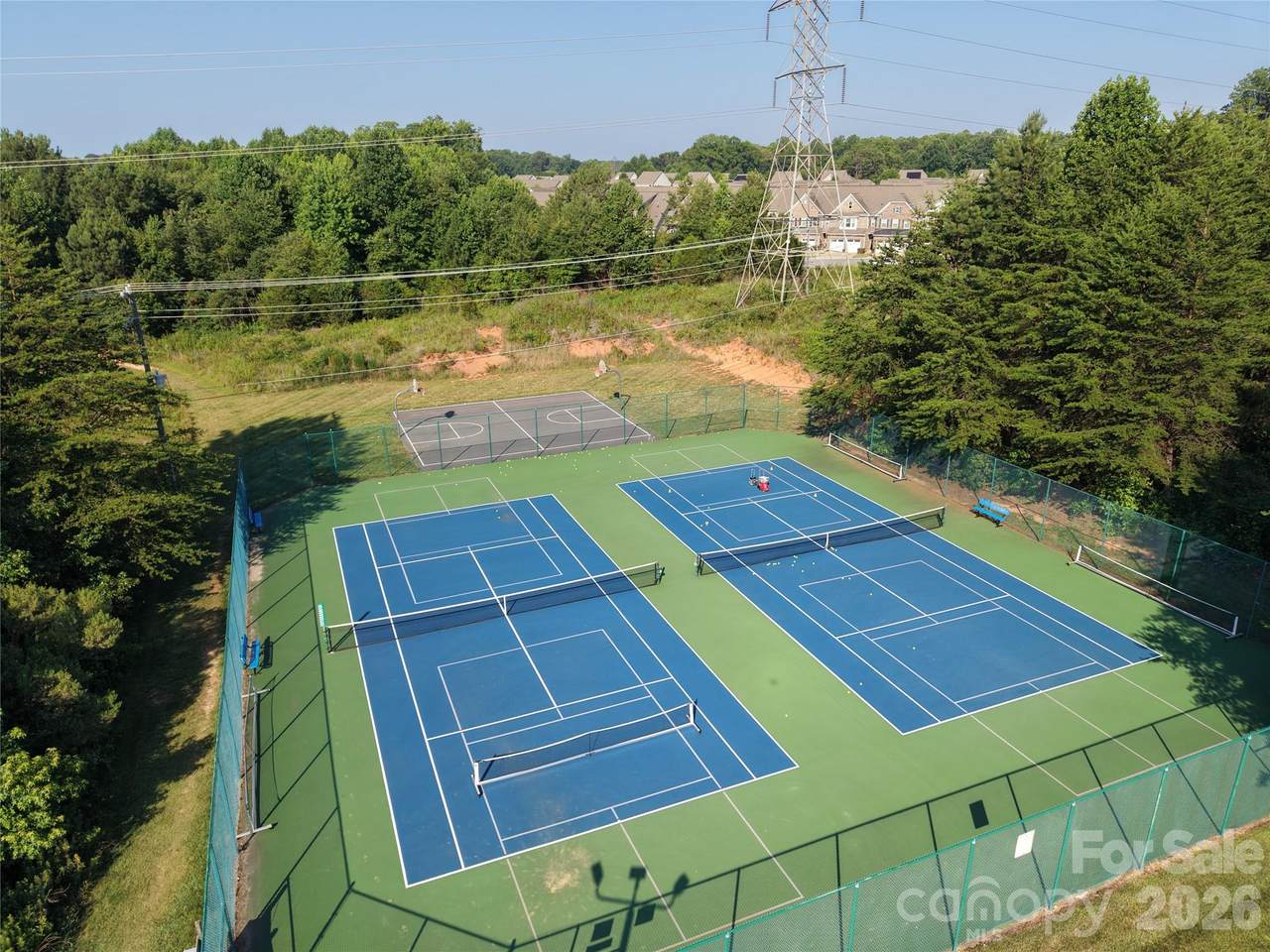 https://bt-photos.global.ssl.fastly.net/cmls/1280_boomver_1_4397843-1.jpg