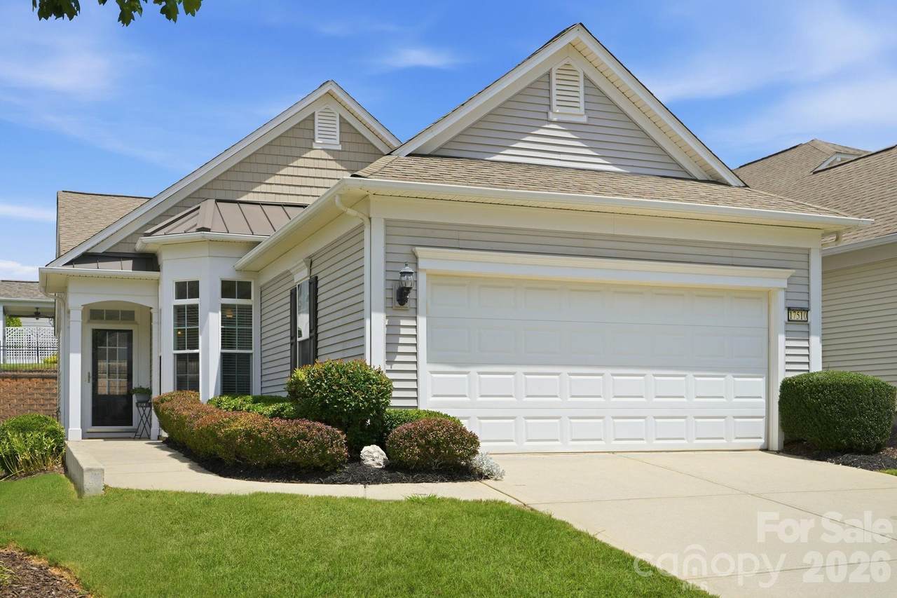 17510 Hawks View Drive - Photo 1