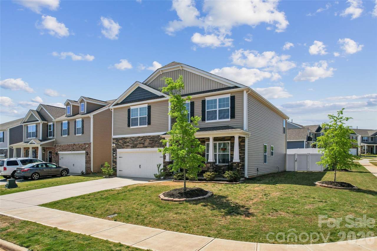 162 Giant Oak Avenue - Photo 1