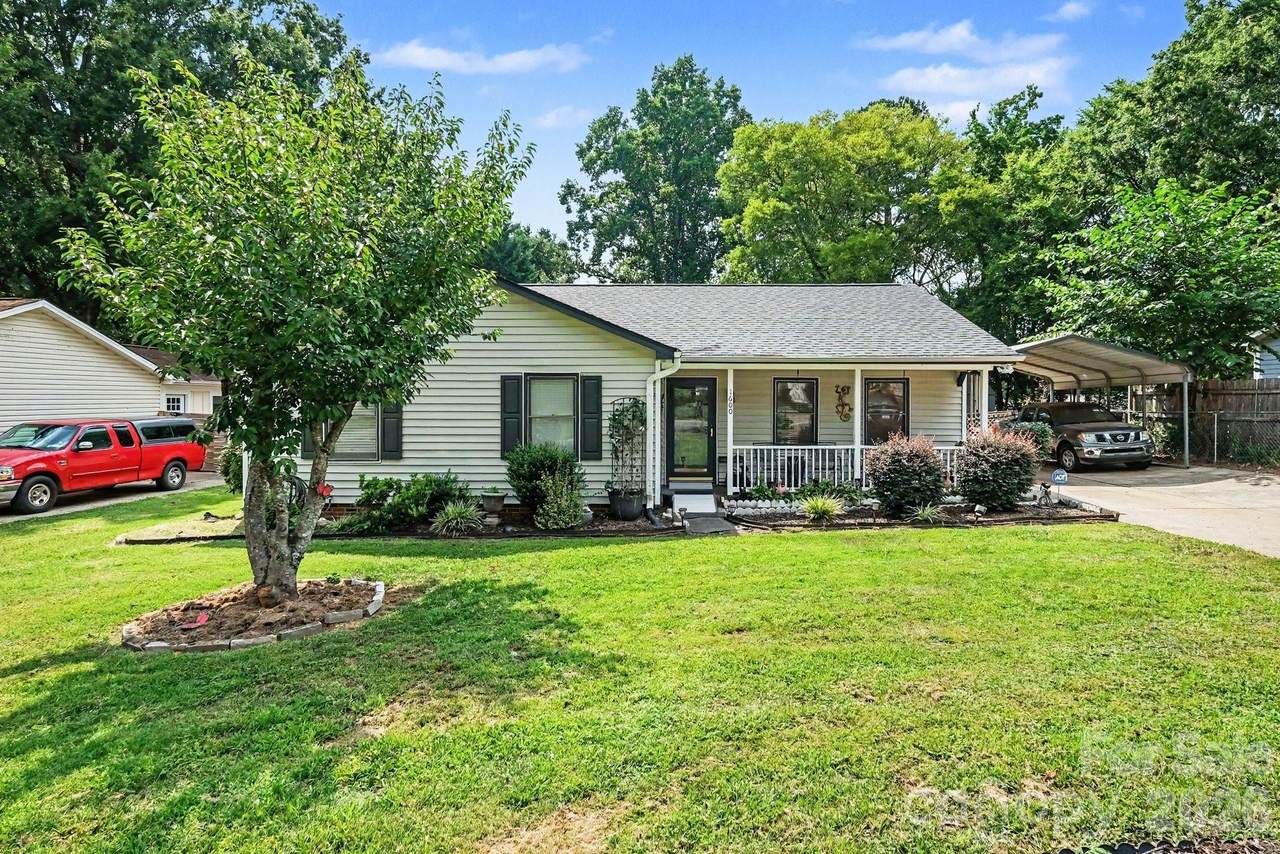 1600 Teddington Drive - Photo 1