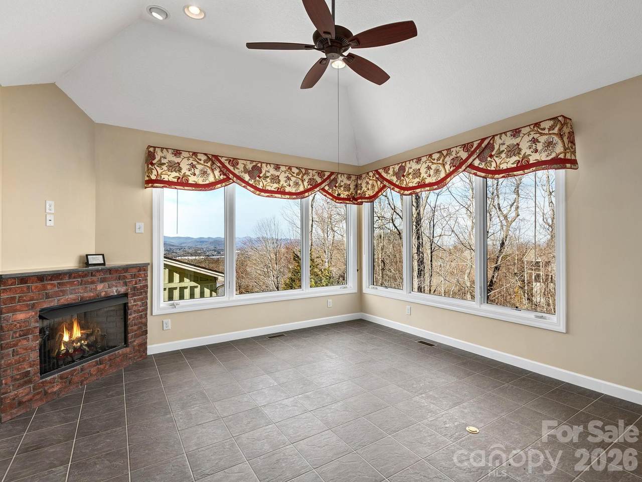 54 Deep Valley Lane - Photo 1