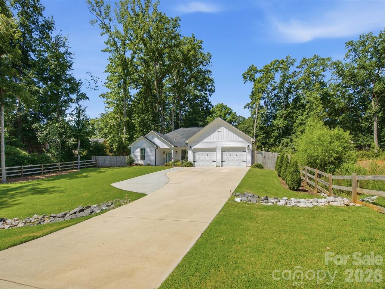 1863 Sardis Drive - Photo 1
