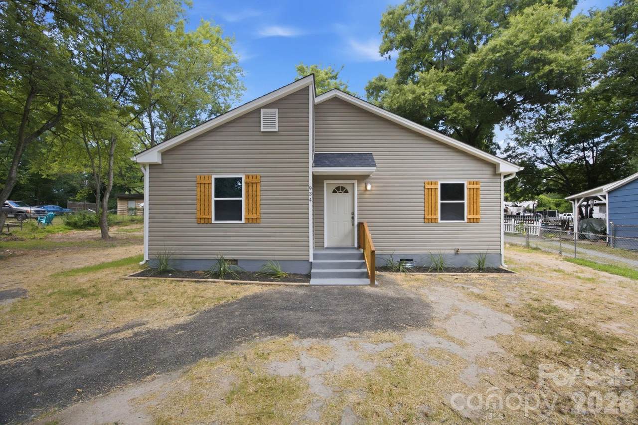 934 Brandon Street - Photo 1