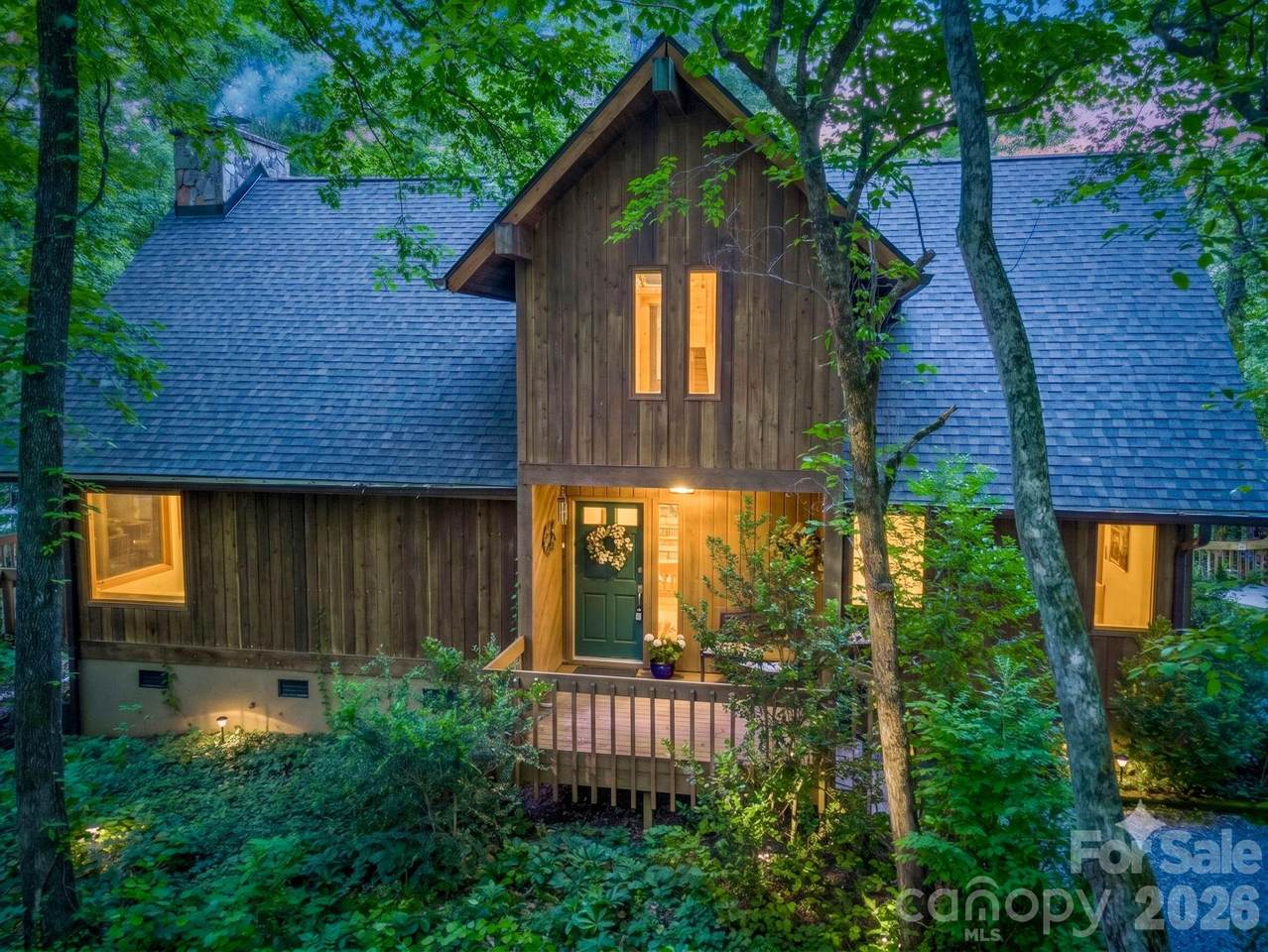 141 Hemlock Lane - Photo 1