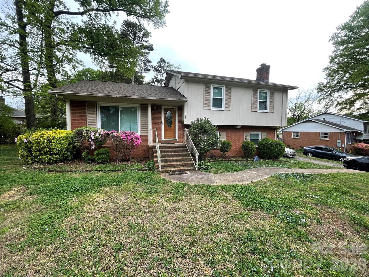 3133 Rosehill Drive - Photo 1