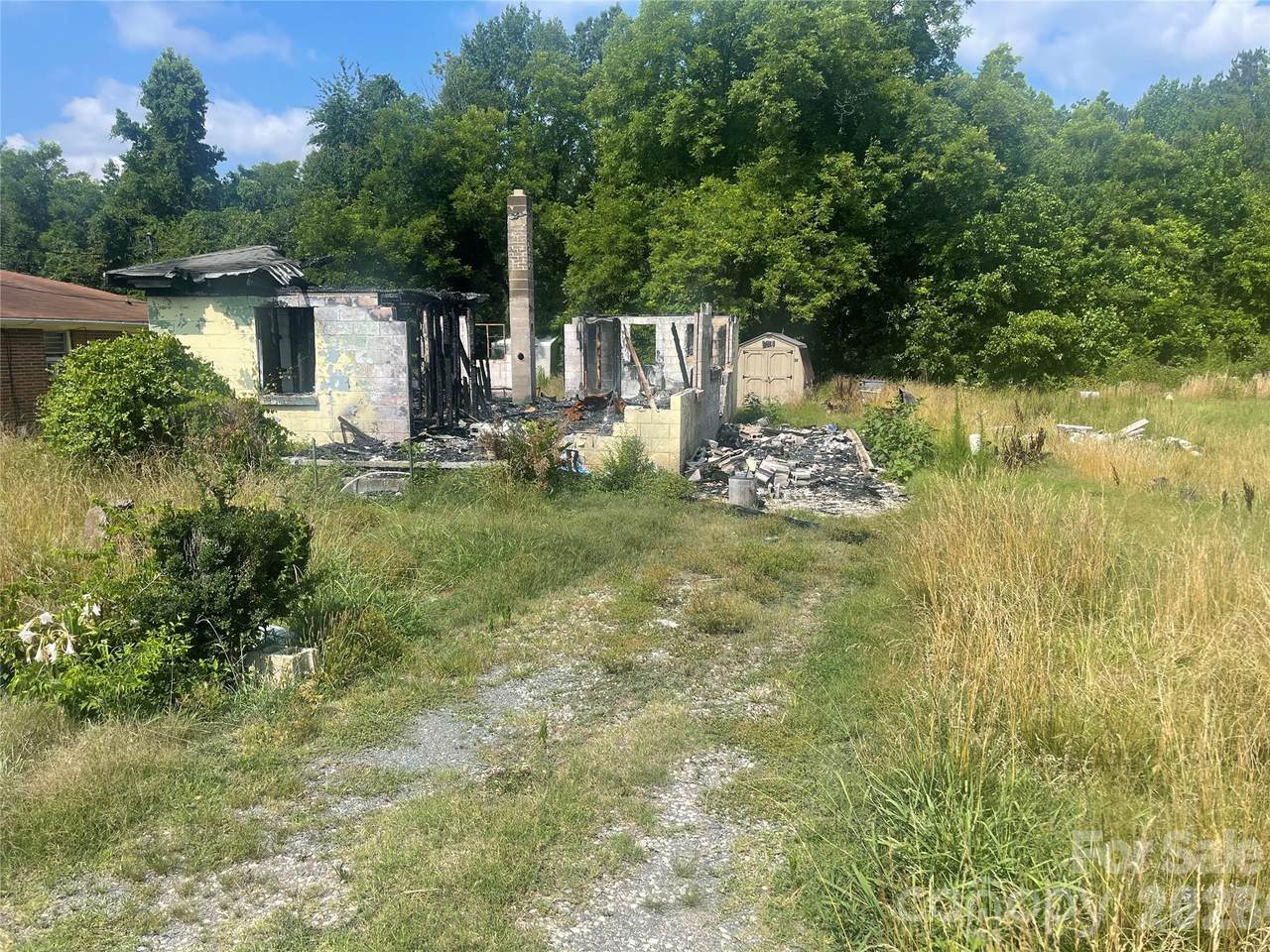 235 Tabor Drive - Photo 1