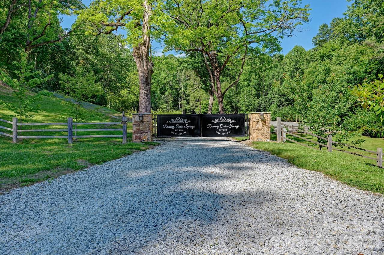 4017 Canada Road - Photo 1