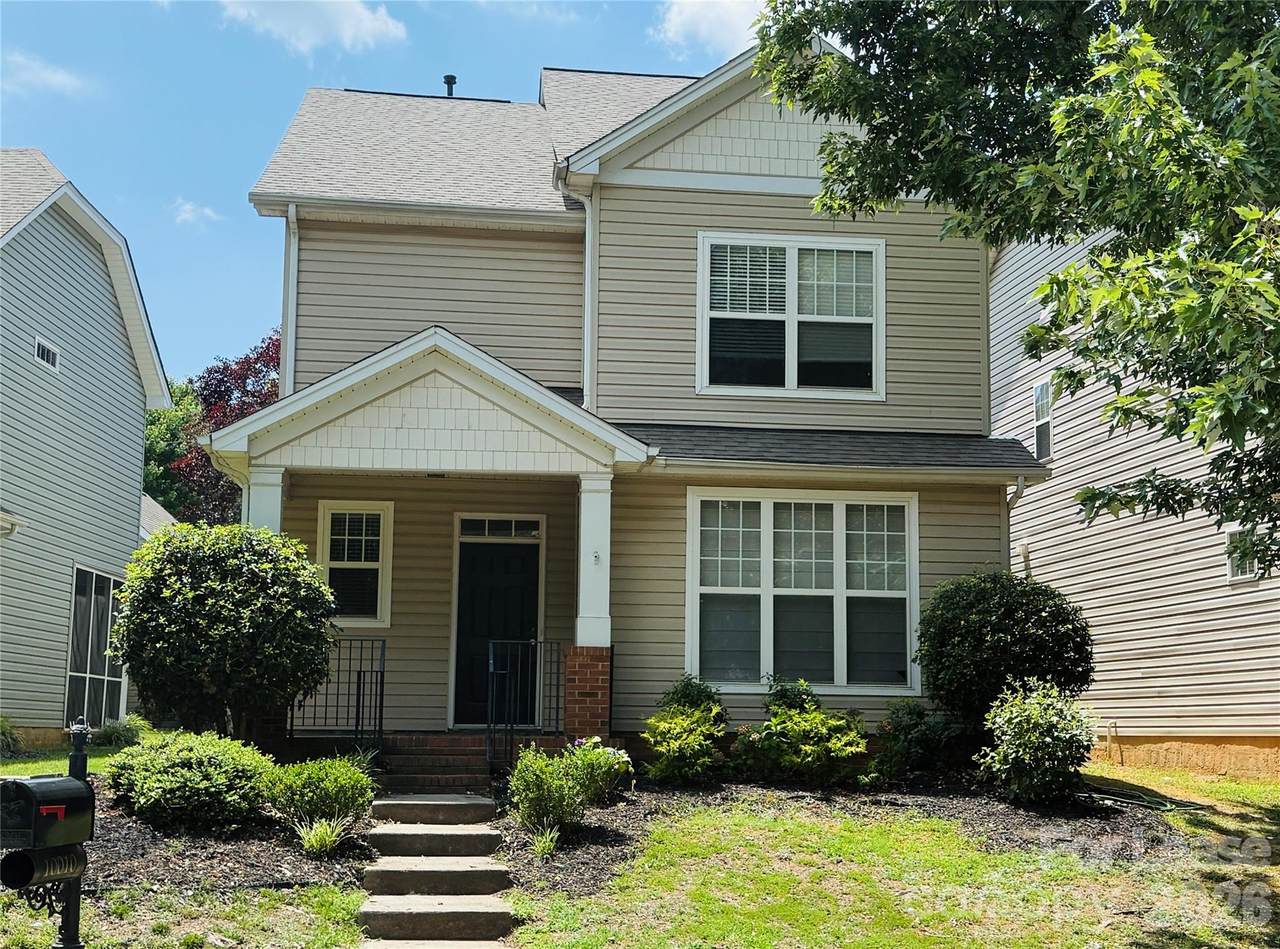 10010 Westmoreland Road - Photo 1