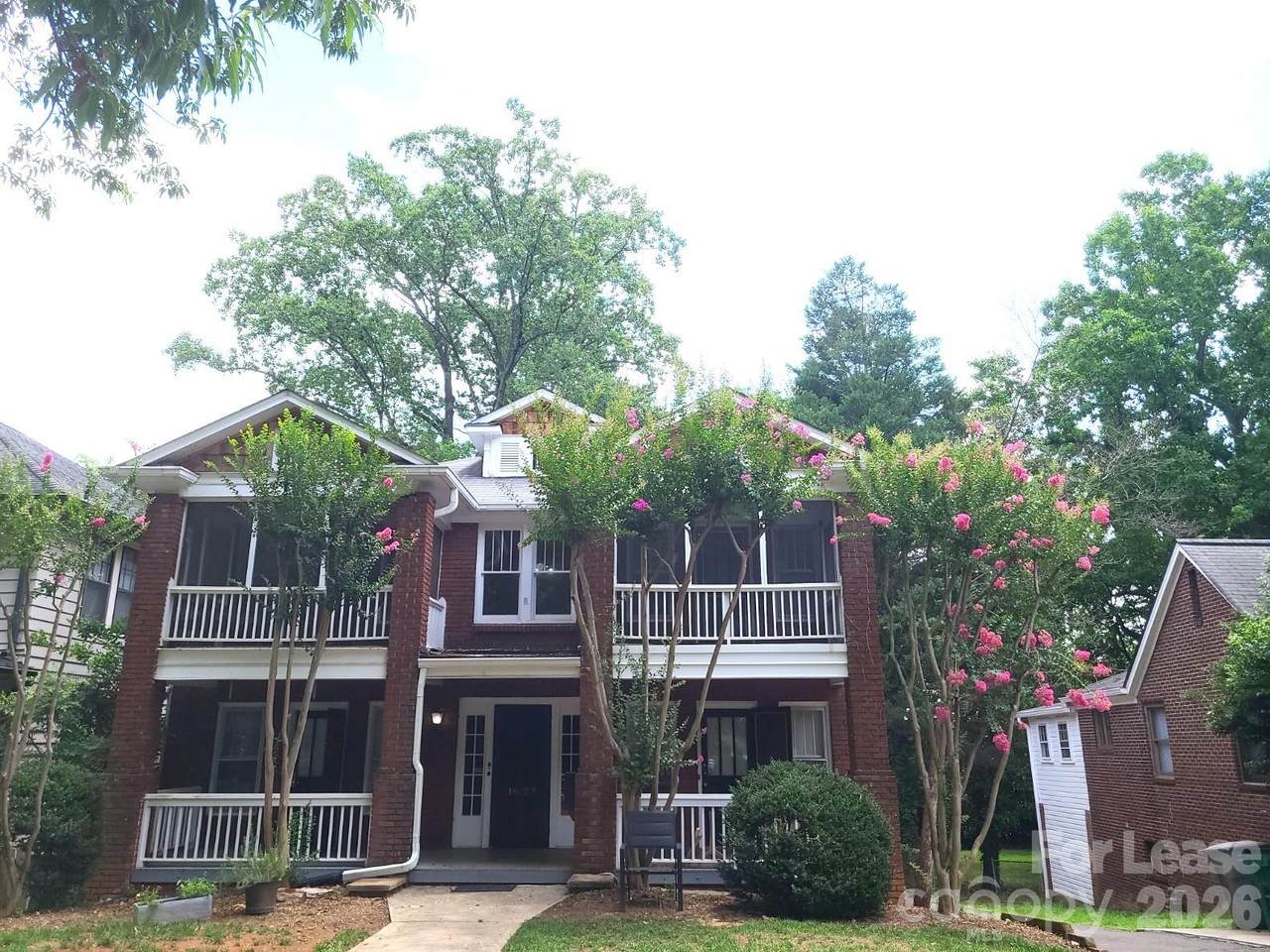 1623 Fountain View Street - Photo 1