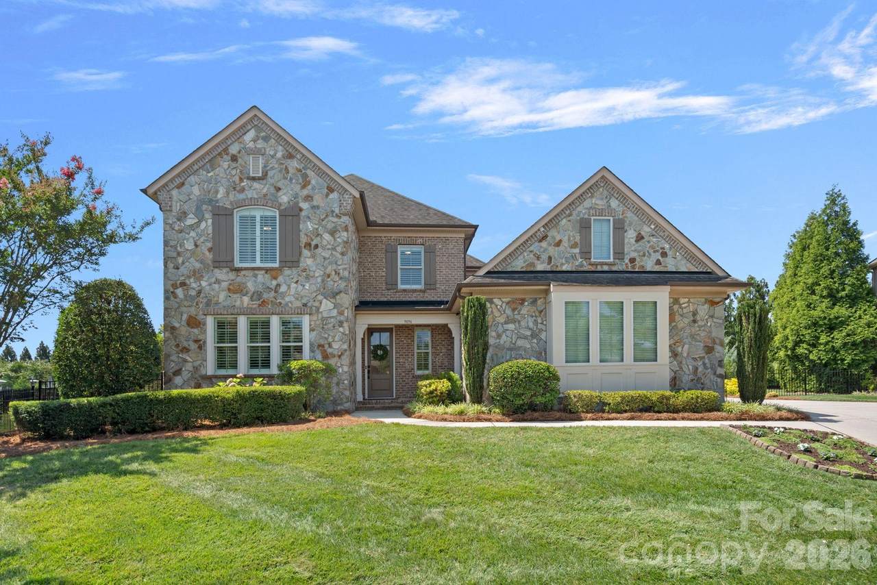 9896 Manor View Drive - Photo 1