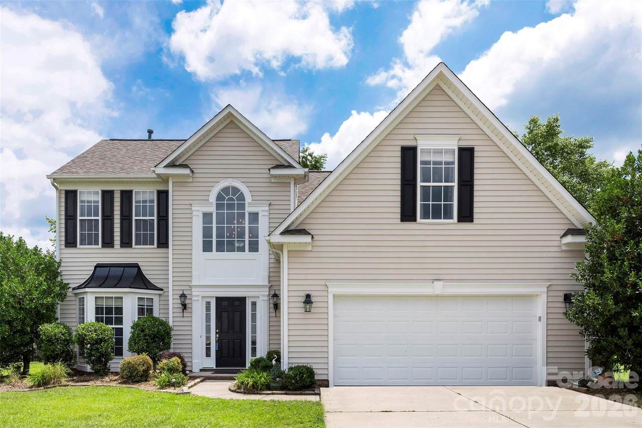 1106 Alyssum Lane - Photo 1