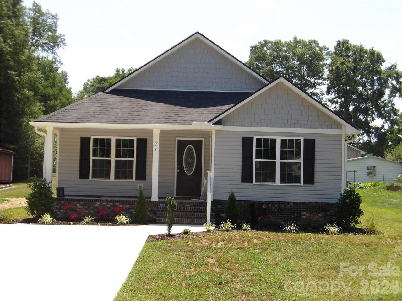 339 11th Street - Photo 1
