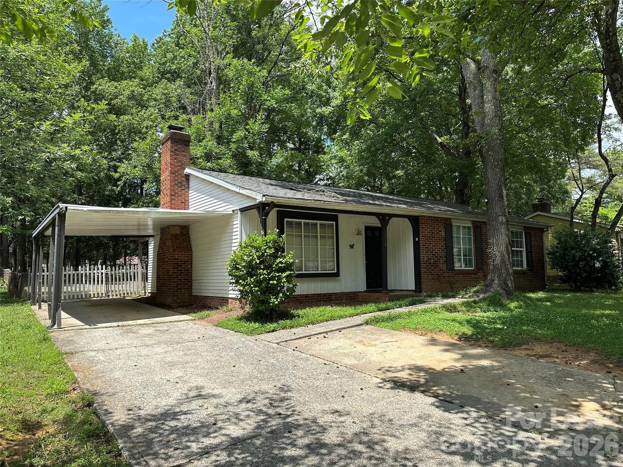 7714 Holly Hill Road - Photo 1