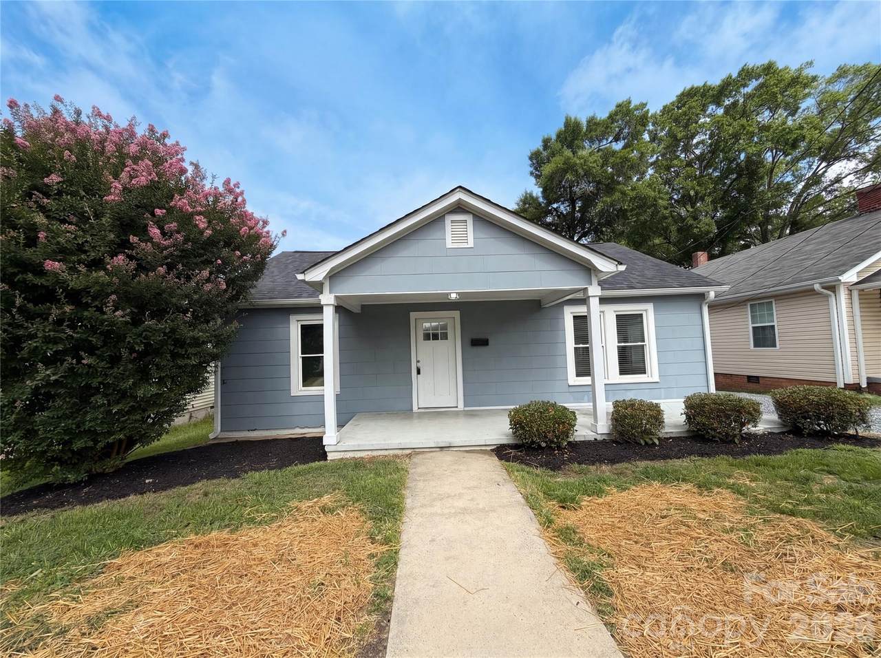 519 Rose Avenue - Photo 1
