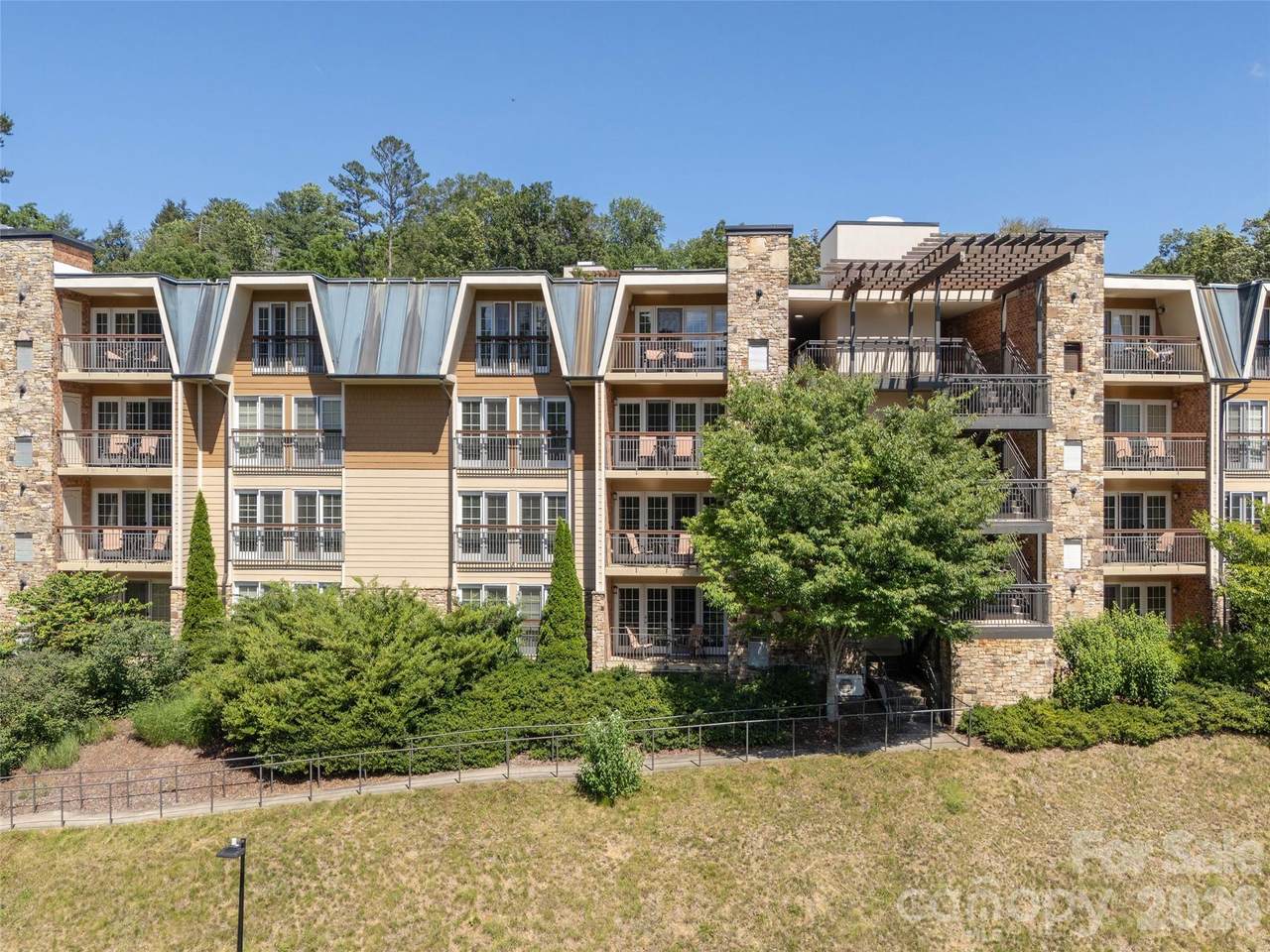 208 Bowling Park Road - Photo 1