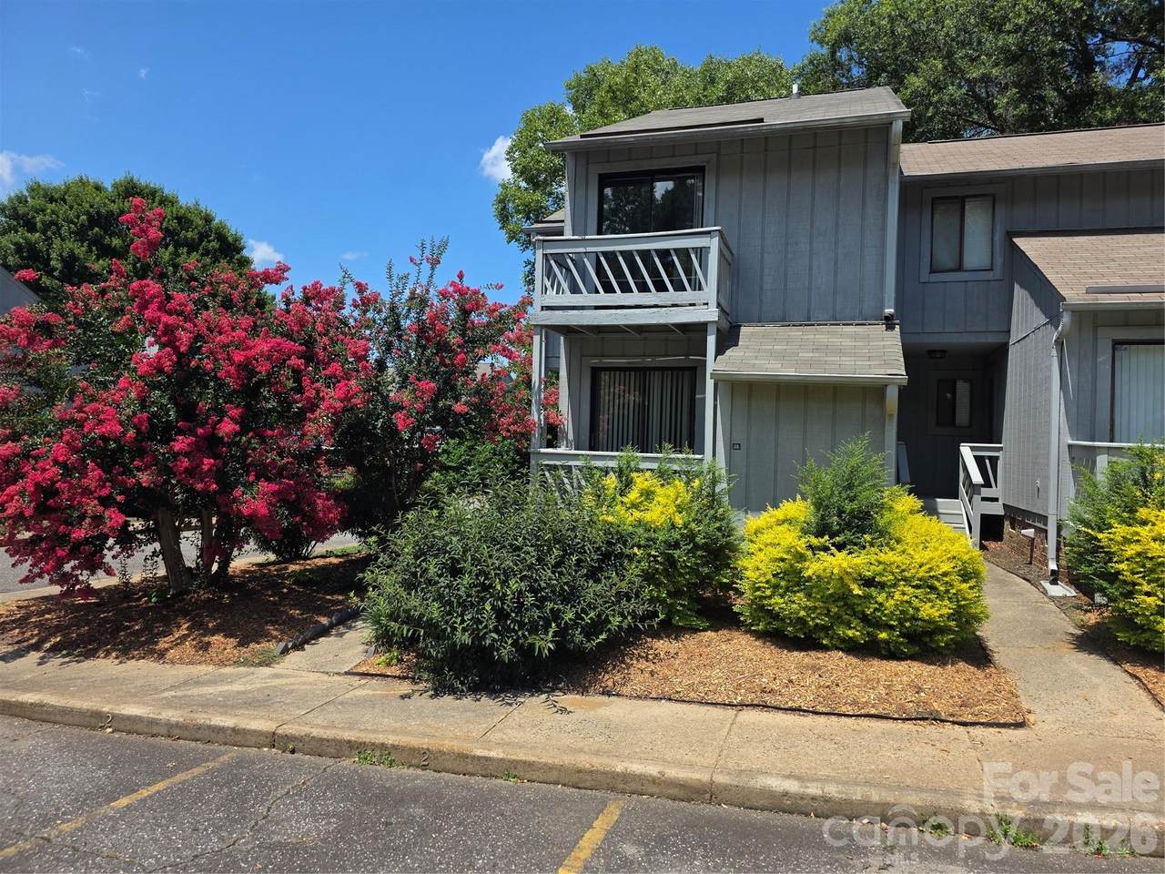 100 Willow Run Drive - Photo 1