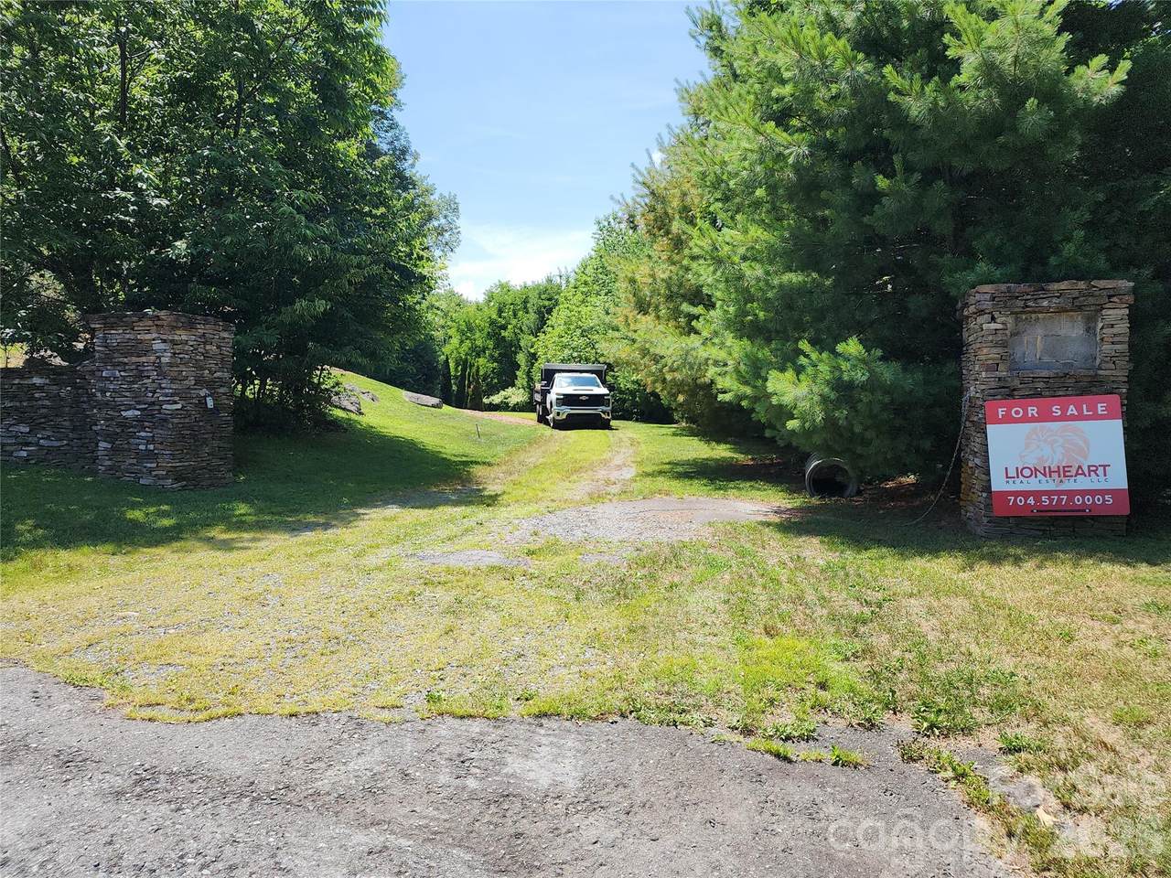 00 Chestnut Drive - Photo 1
