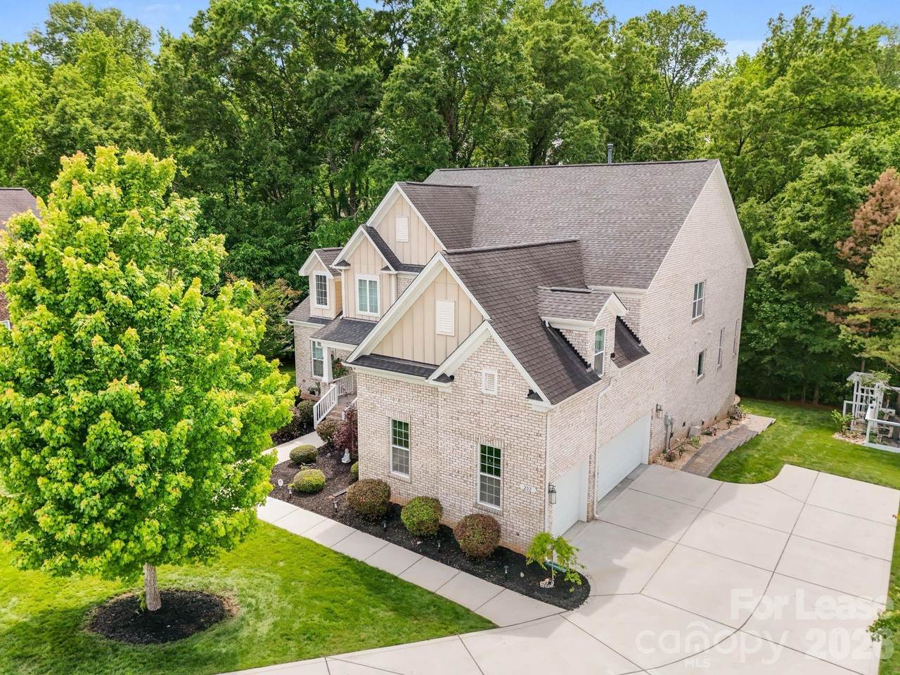 202 Tallow Tree Court - Photo 1