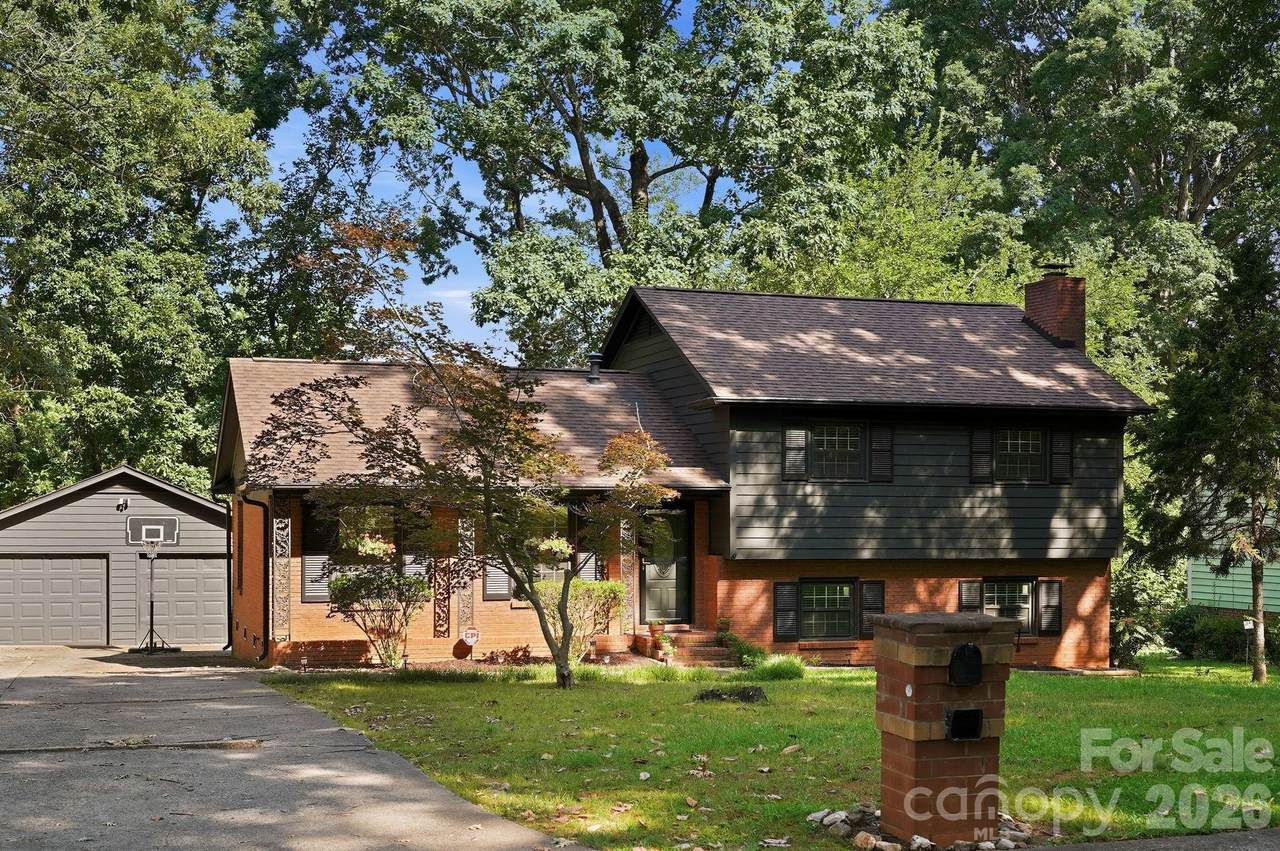 4515 Easthaven Drive - Photo 1