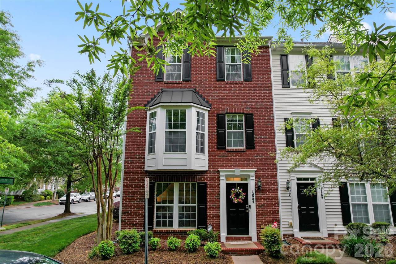 12905 Bullock Greenway Boulevard - Photo 1
