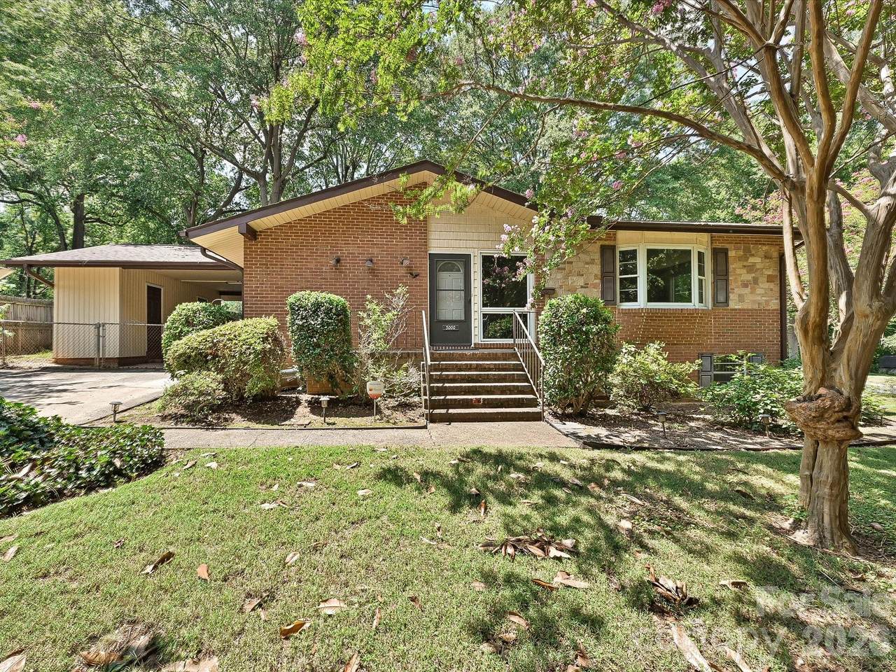 3000 Barfield Drive - Photo 1
