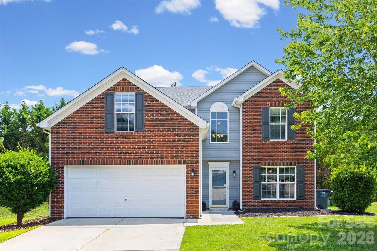 7076 White Bluff Drive - Photo 1