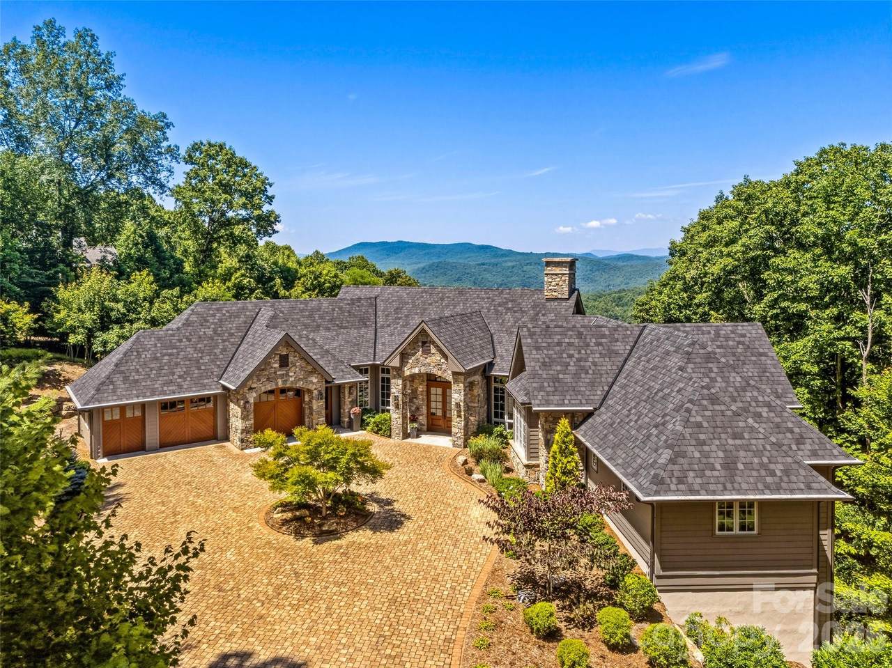 504 Hagen Drive - Photo 1