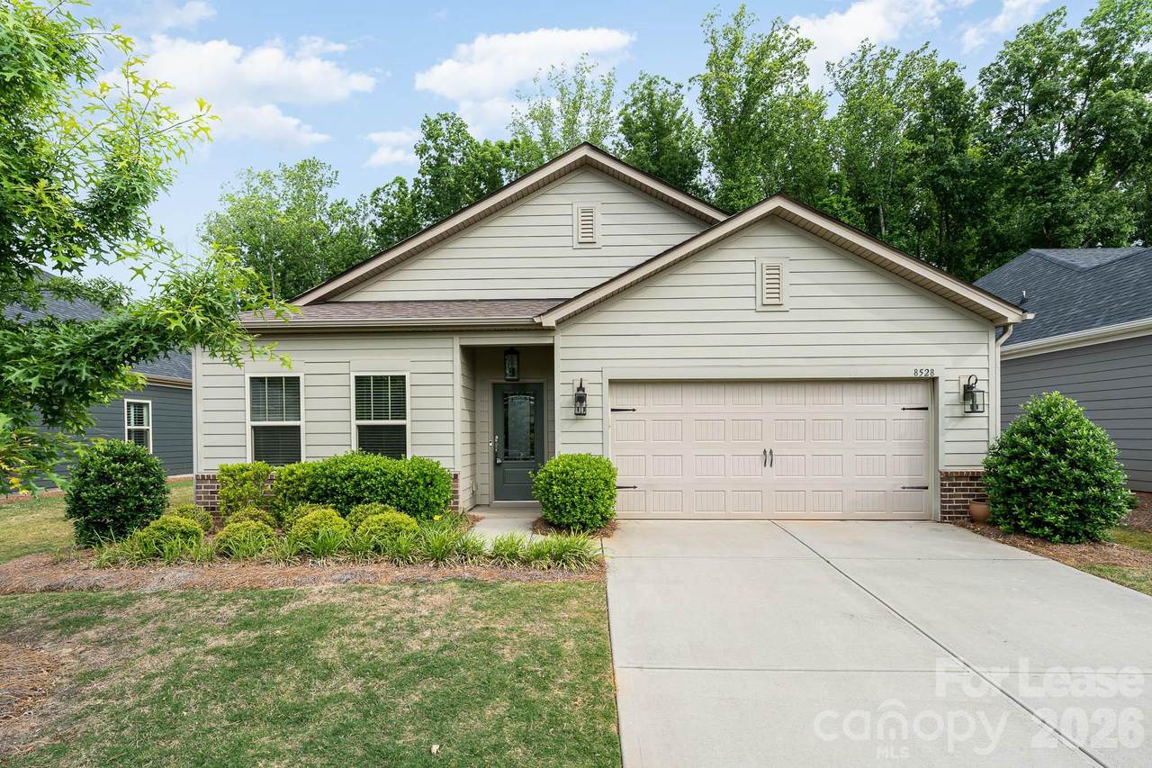 8528 Pennegrove Circle - Photo 1