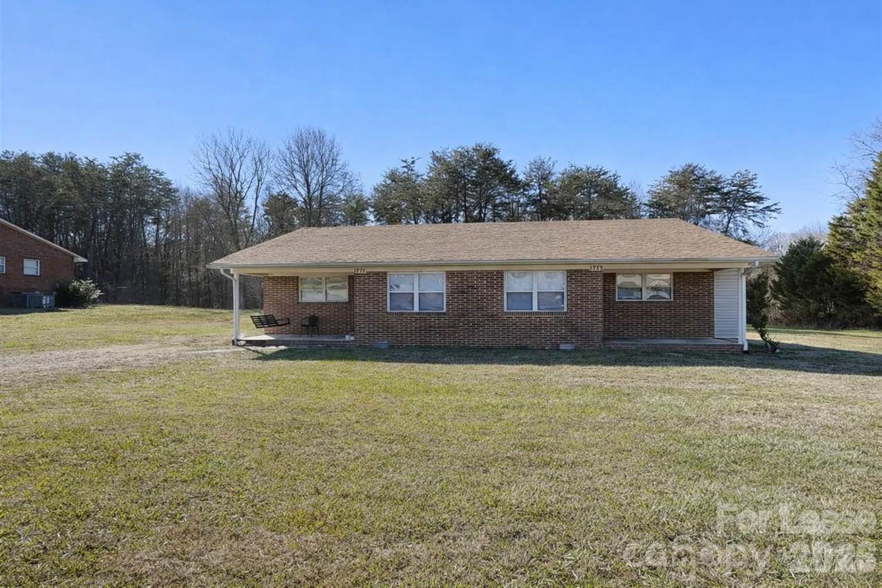 1733 River Road - Photo 1