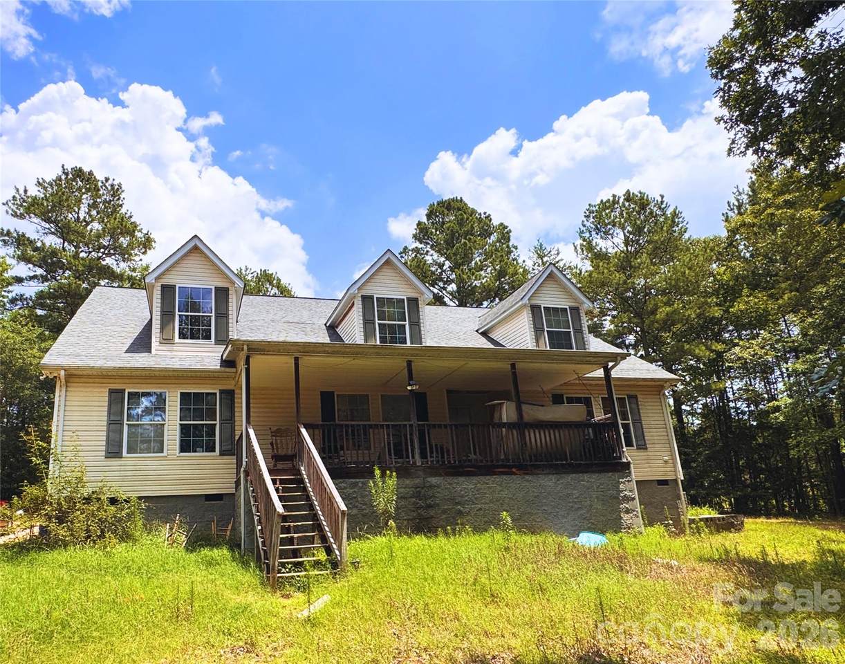 226 Washington Street - Photo 1