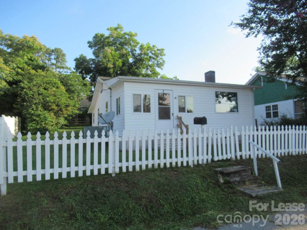306 2nd Street - Photo 1