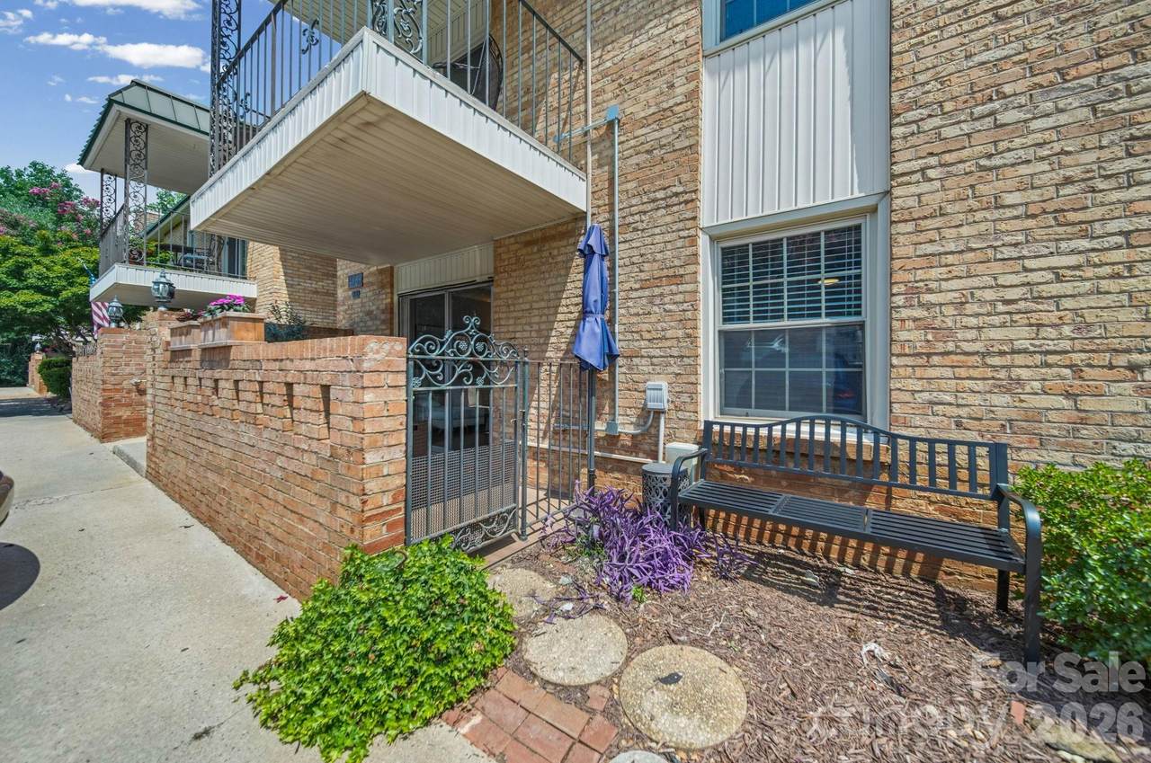 4739 Hedgemore Drive - Photo 1