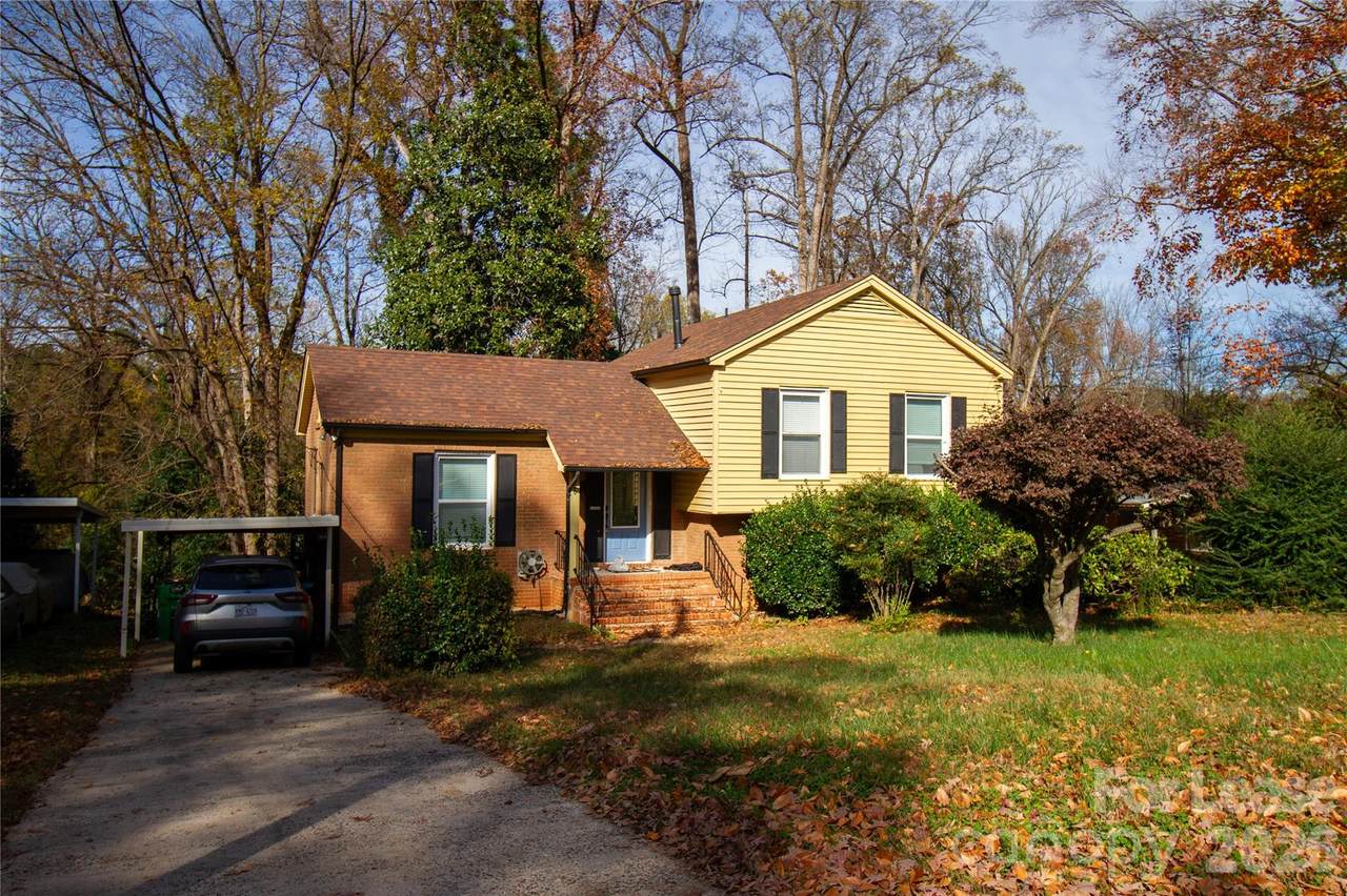 3520 Sargeant Drive - Photo 1