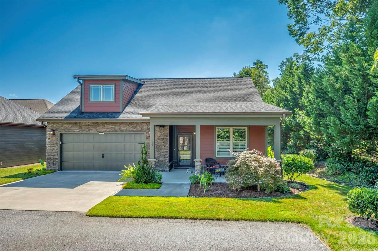 584 Summerfield Place - Photo 1