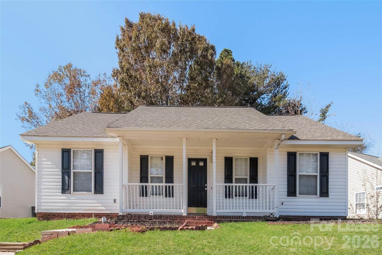 1120 Summit Hills Drive - Photo 1