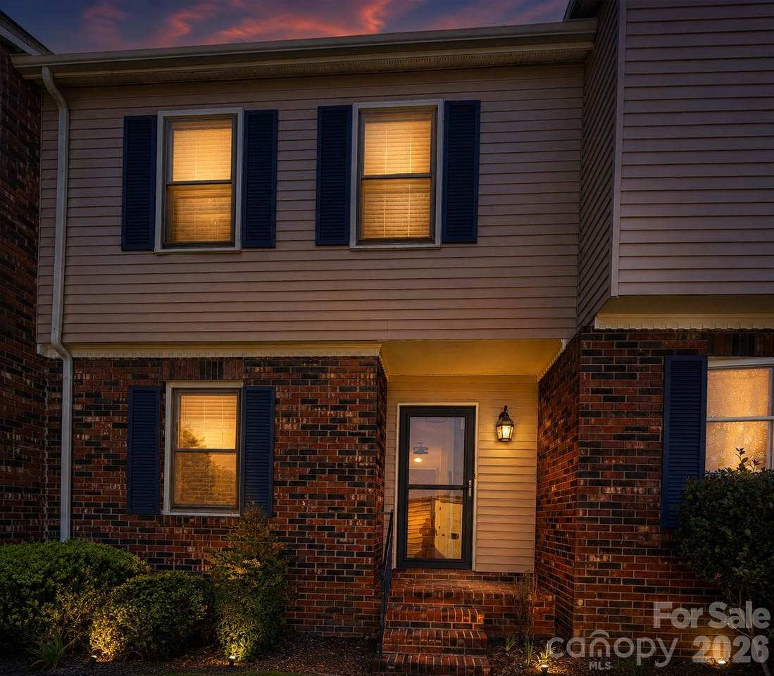 2705 Center Street - Photo 1