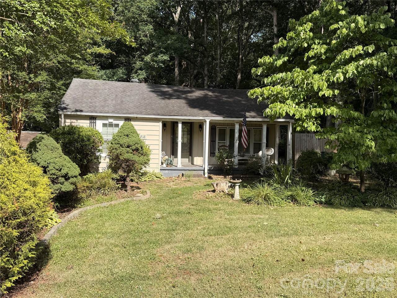 1818 Union Road - Photo 1