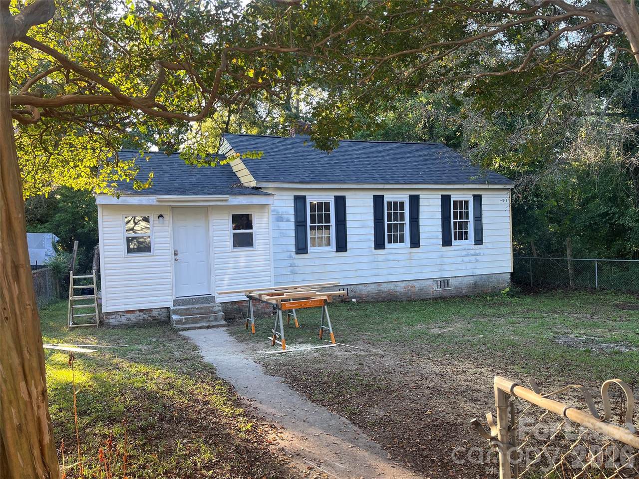 4723 Linden Street - Photo 1