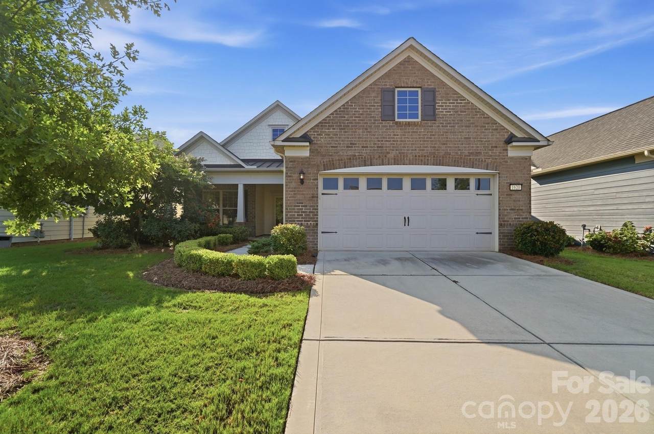 1620 Red Leaf Drive - Photo 1