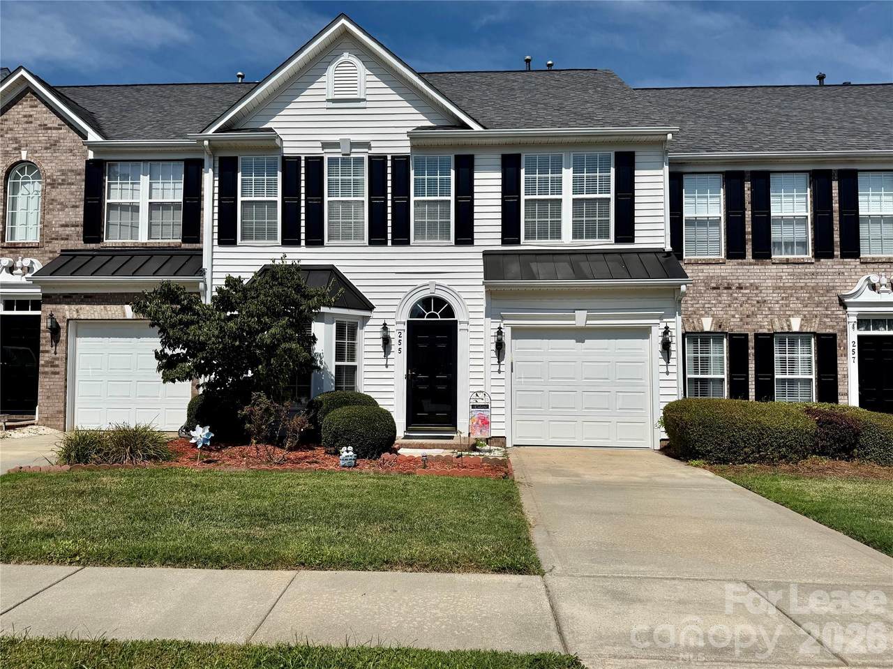 255 Horizon Circle - Photo 1