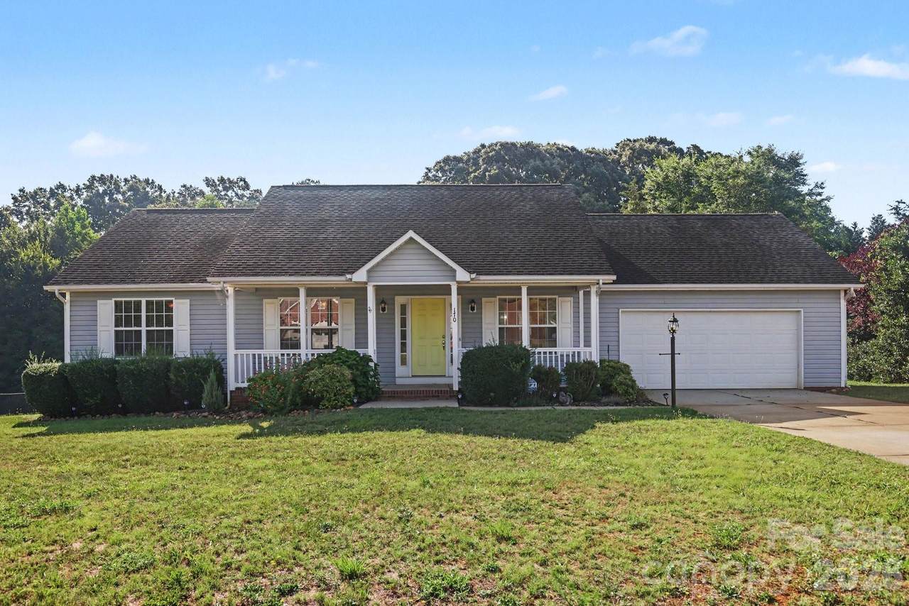170 Brooks Farm Drive - Photo 1