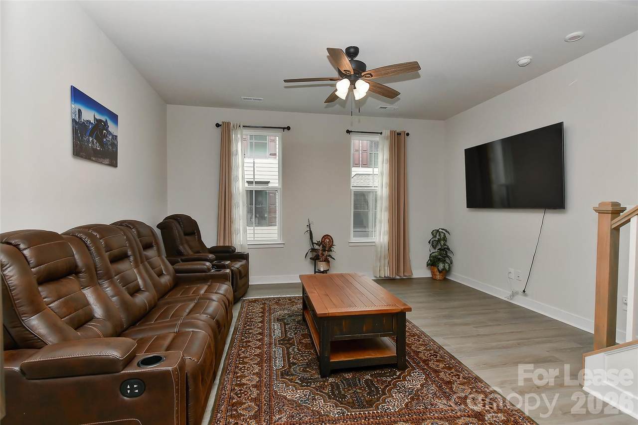 421 Spearfield Lane - Photo 1