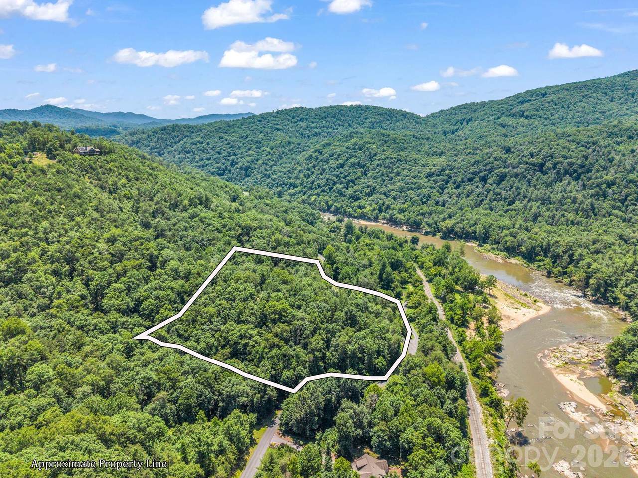 3670 French Broad Parkway - Photo 1