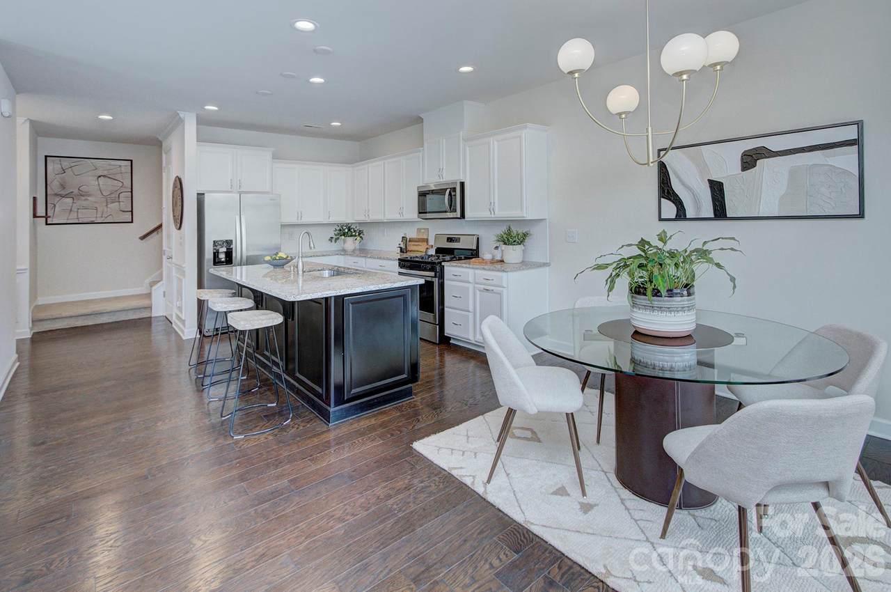 9257 Glenburn Lane - Photo 1