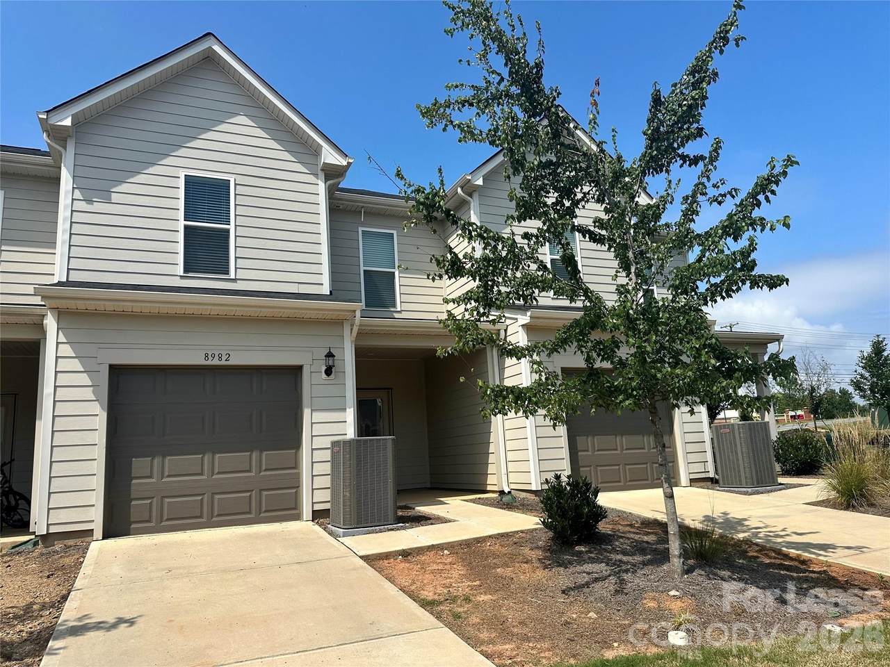 8982 Clayton Alley - Photo 1