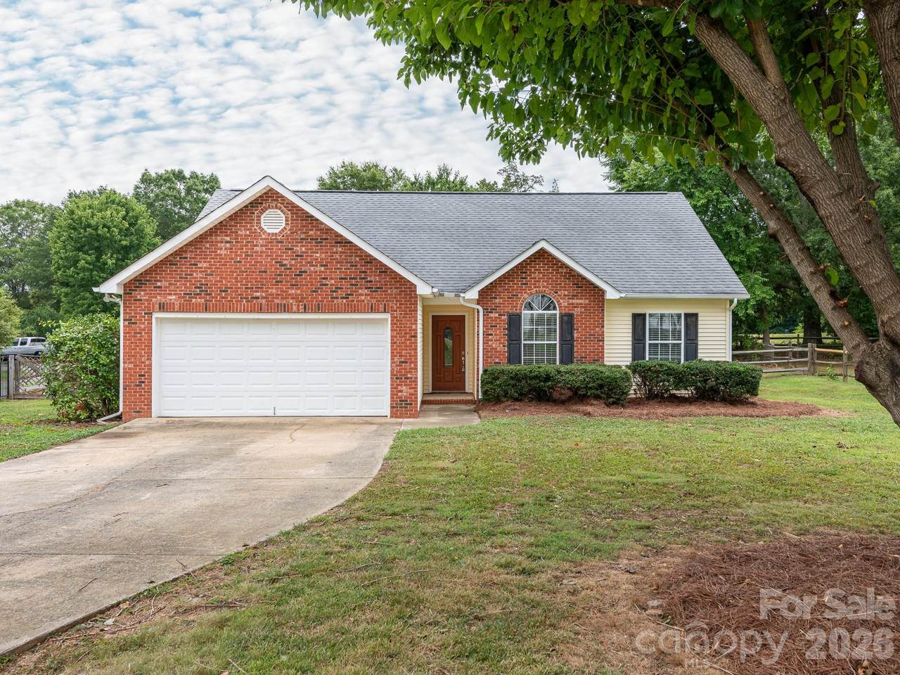 1037 Ridgefield Circle - Photo 1
