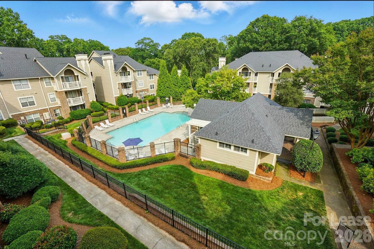 5007 Sharon Road - Photo 1